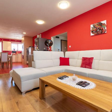 Sherpa'S Hostel High Tatras Štrbské Pleso 外观 照片