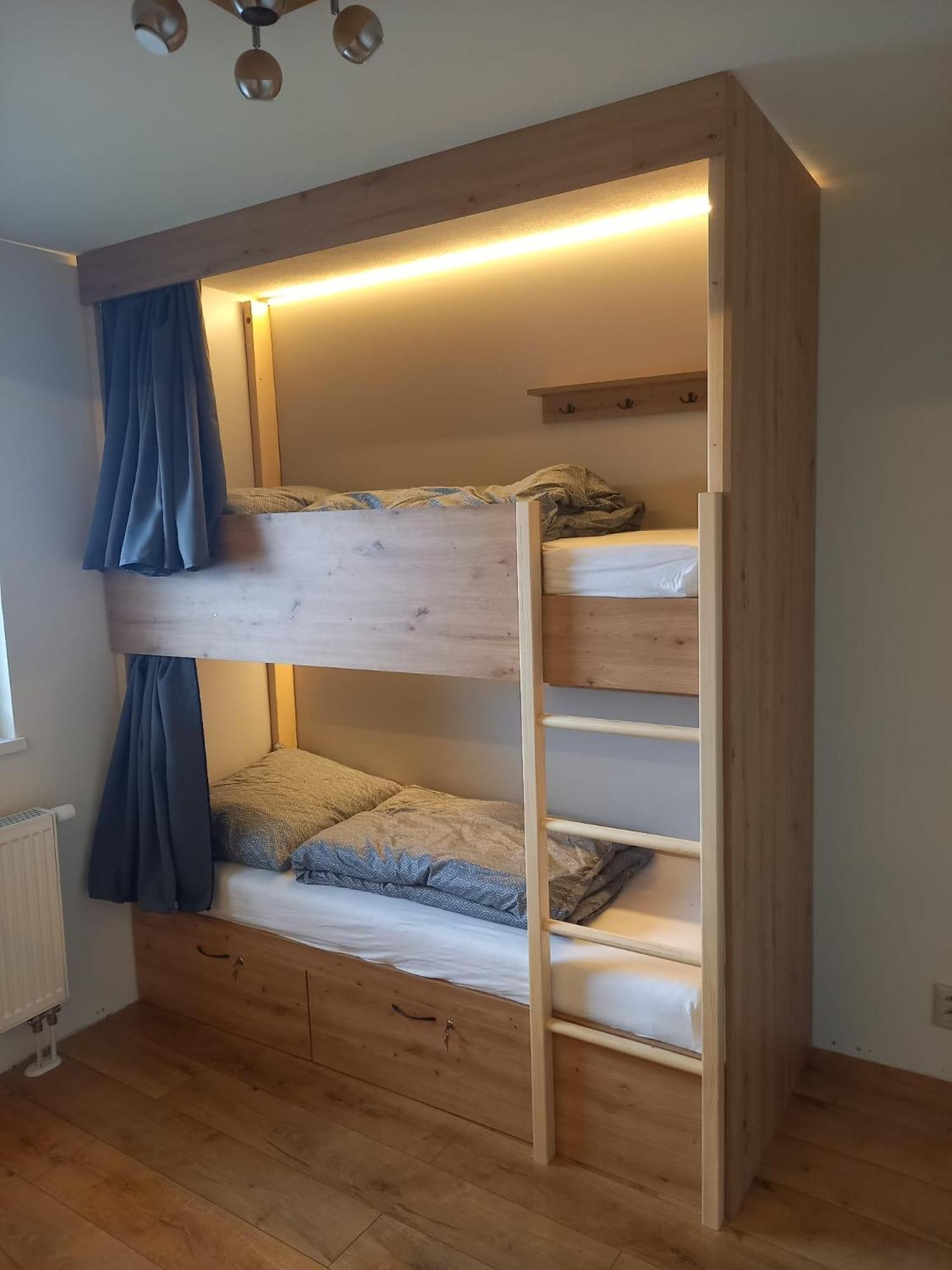 Sherpa'S Hostel High Tatras Štrbské Pleso 外观 照片